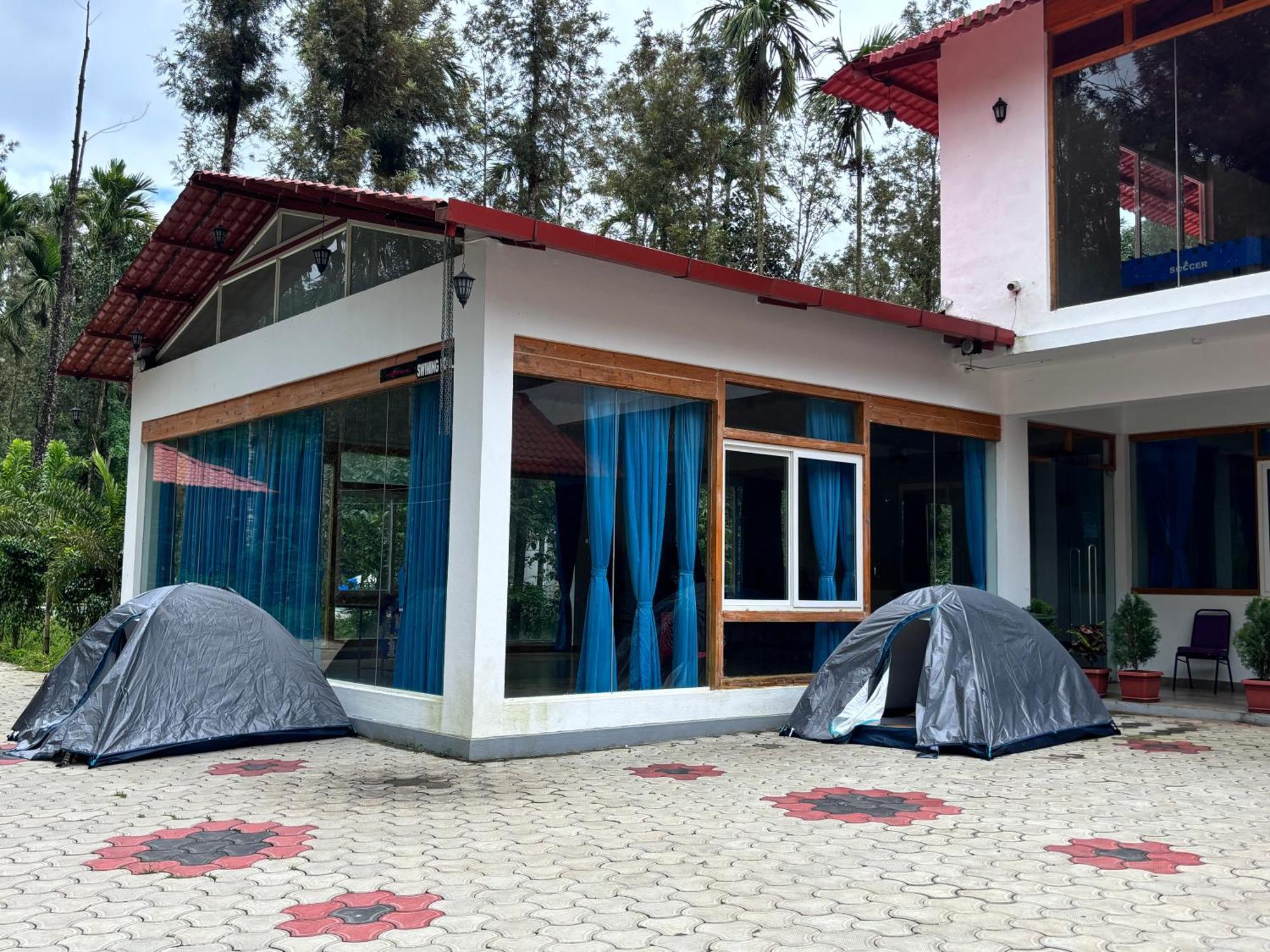 Ecstasy Tent Stay With Swimming Pool & Common Washroom Чикмагалур Экстерьер фото