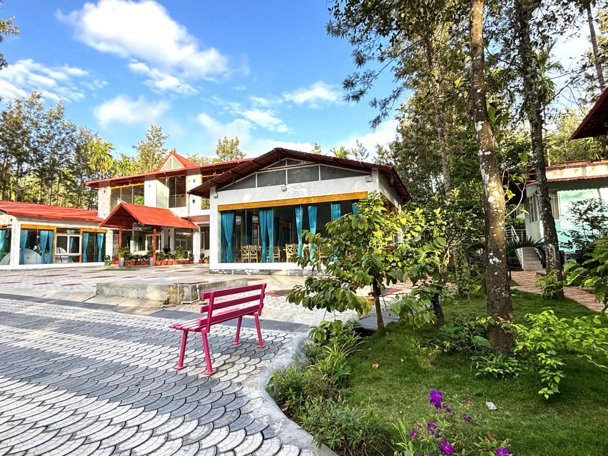 Ecstasy Tent Stay With Swimming Pool & Common Washroom Чикмагалур Экстерьер фото